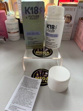 K18 x Future Society Limited-Edition Leave-In Molecular Repair Hair Mask - White